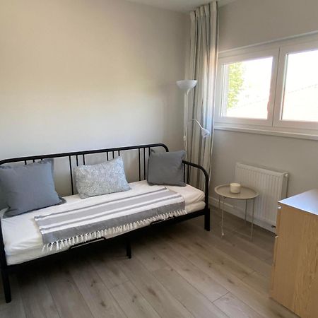 Aida Apartman Шіофок Екстер'єр фото