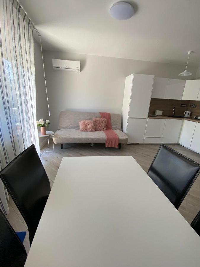 Aida Apartman Шіофок Екстер'єр фото